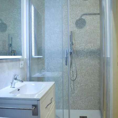 Apartment Luxury Trevi *